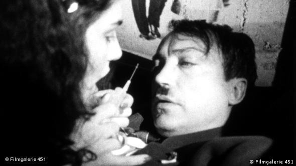 Udo Kier como Hitler en el film de Christoph Schlingensief "La última hora en el búnker" 